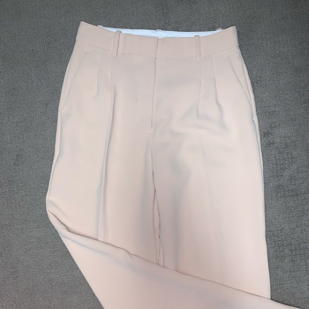 NWOT Aritzia Effortless Pants (Trousers)